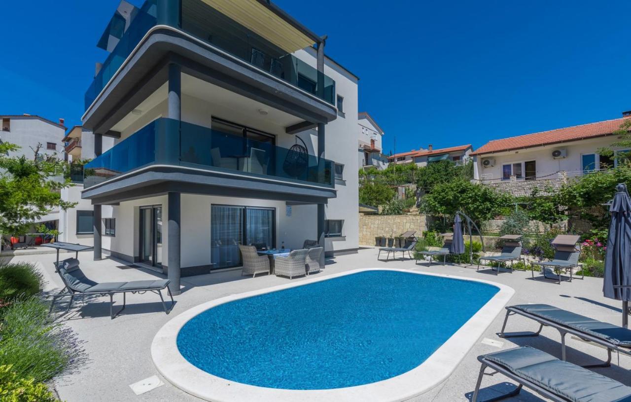 Modern Apartments With Shared Pool Near The Sea Pula Buitenkant foto