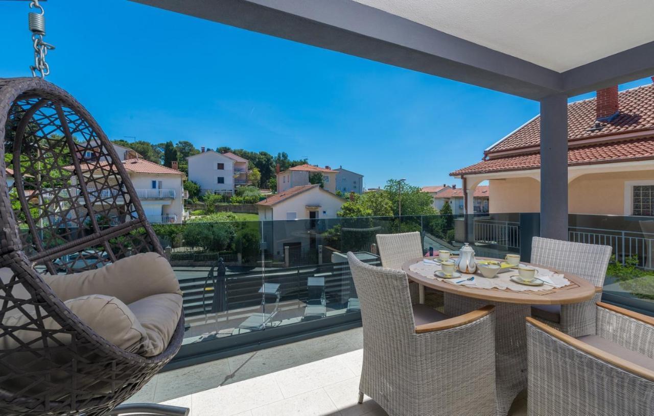 Modern Apartments With Shared Pool Near The Sea Pula Buitenkant foto